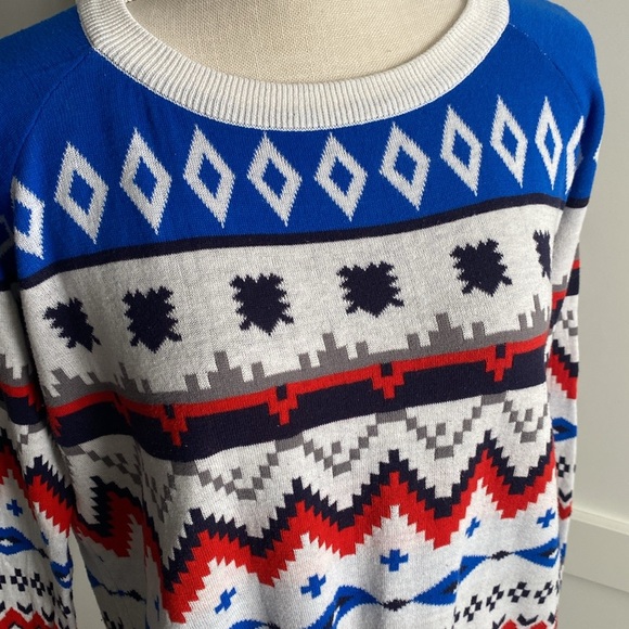 Amnesia Multicolor Crew Neck Sweater - Picture 5 of 9